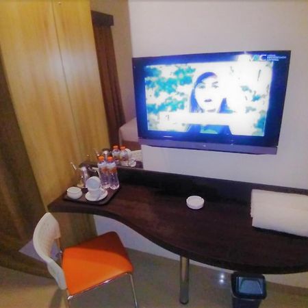 The Waigo Hotel Sorong Luaran gambar