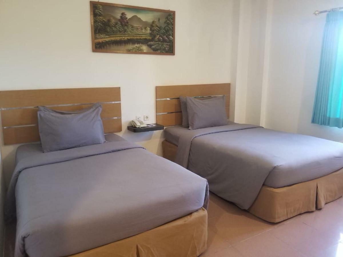 The Waigo Hotel Sorong Luaran gambar